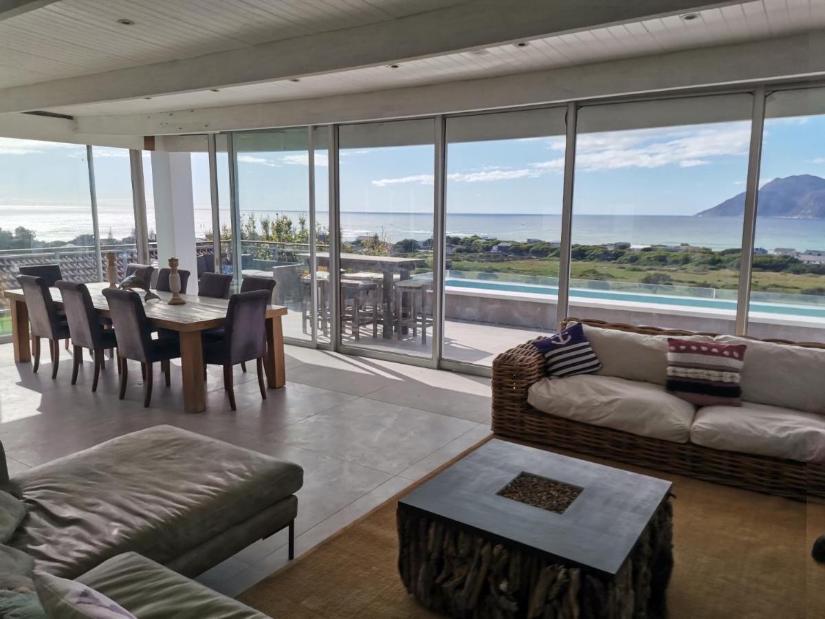 Mountain & Sea Apartments Комметьї Екстер'єр фото