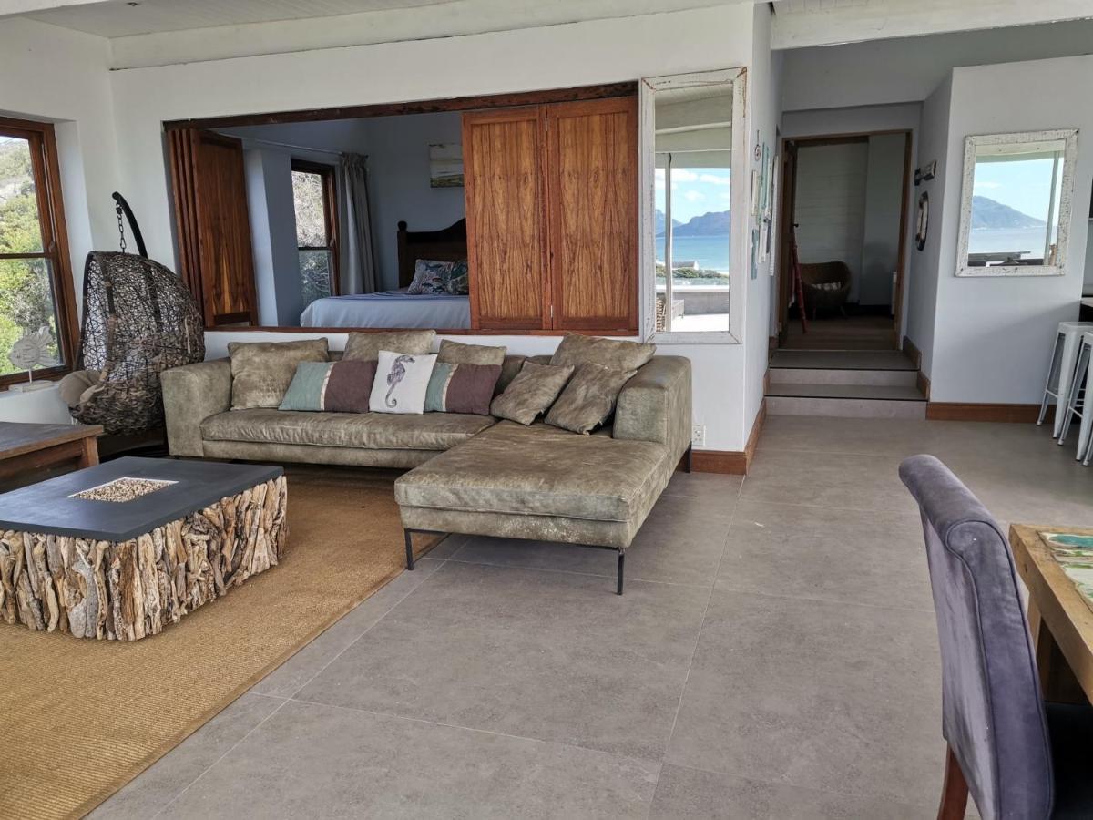 Mountain & Sea Apartments Комметьї Екстер'єр фото