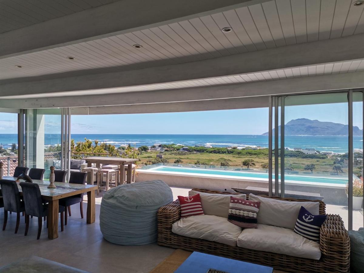 Mountain & Sea Apartments Комметьї Екстер'єр фото