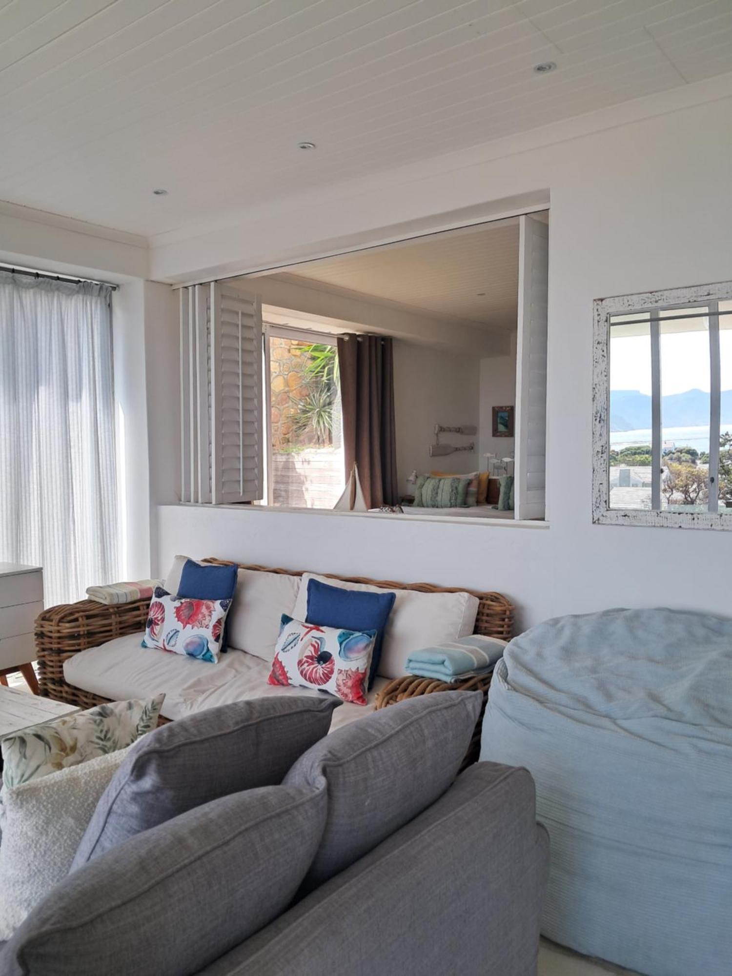 Mountain & Sea Apartments Комметьї Екстер'єр фото